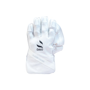 Daio players edition wicket keeping gloves